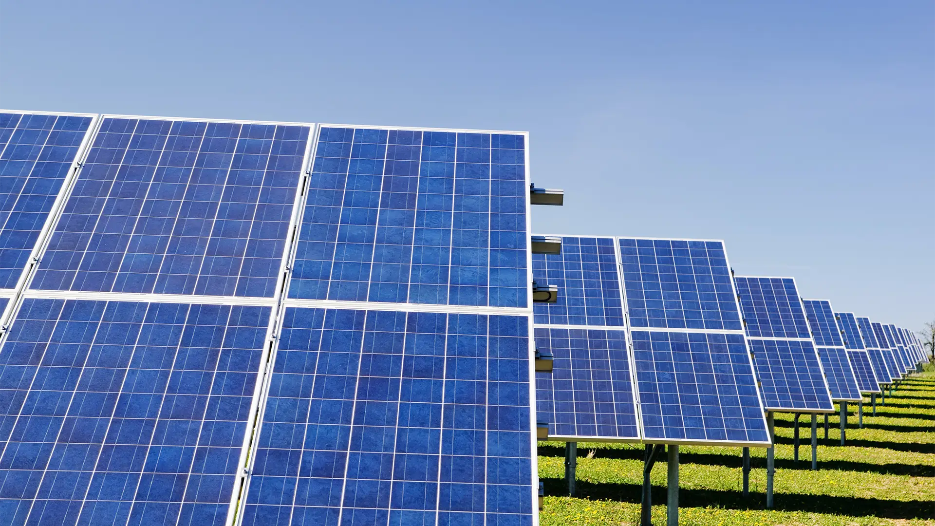 green-commercial-solar-panel